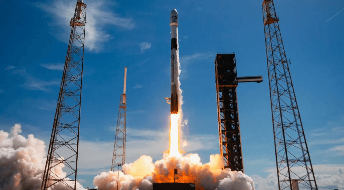 How Has SpaceX Stock Traded Into the Report and What Does the Options Market Imply