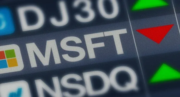 Анализ акций MSFT в 2026 году: почему падение Microsoft на 33% может стать уникальной возможностью для покупки?