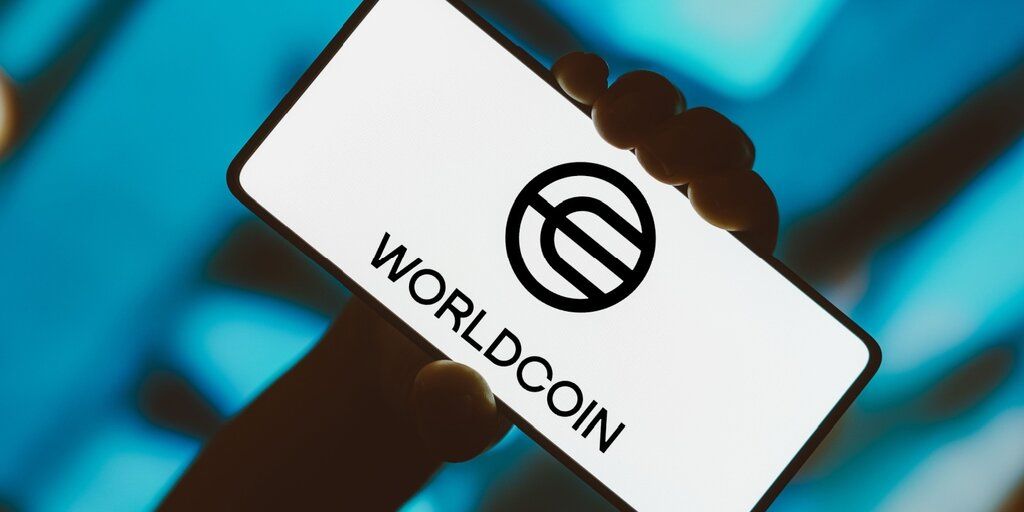 ¿Qué es la criptomoneda WLD y por qué el precio de Worldcoin se está desplomando hoy?